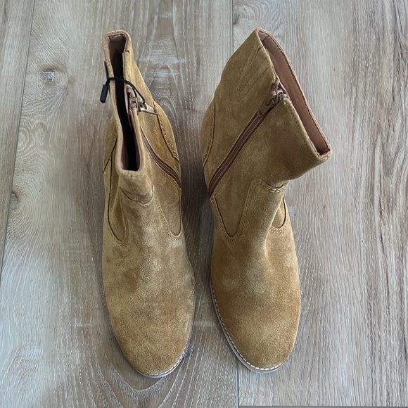 Crevo Leather Ankle Booties in Chestnut - Size 6.5 - Picture 6 of 9